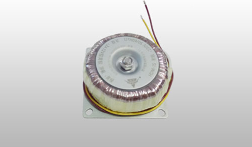 四川崇州恒達(dá)——小環(huán)牛音響變壓器廠家定制