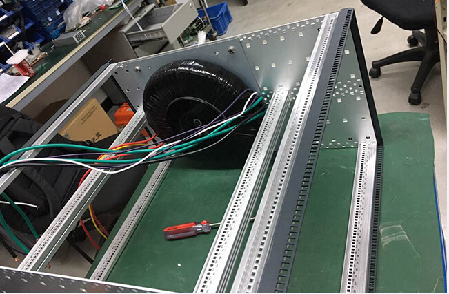 恒達(dá)超薄環(huán)形變壓器用于行波測(cè)距校驗(yàn)儀1