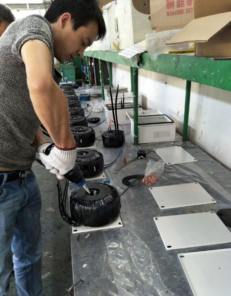 致節(jié)假日還在加班的恒達(dá)伙伴們，你們辛苦了