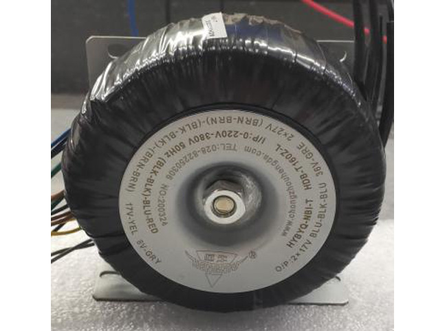 小型電源立式安裝變壓器1